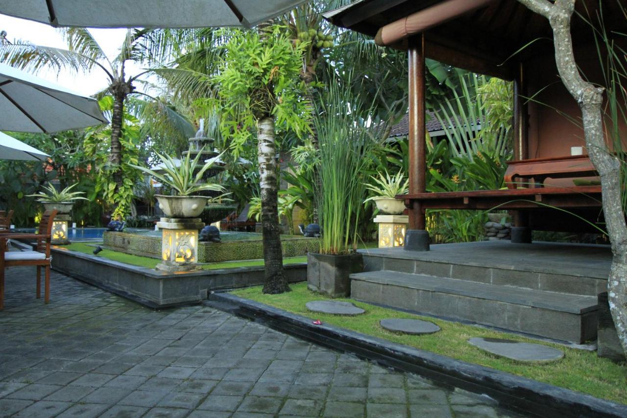 נוסא דואה Kubu Garden Suites & Villas Nusa Dua מראה חיצוני תמונה
