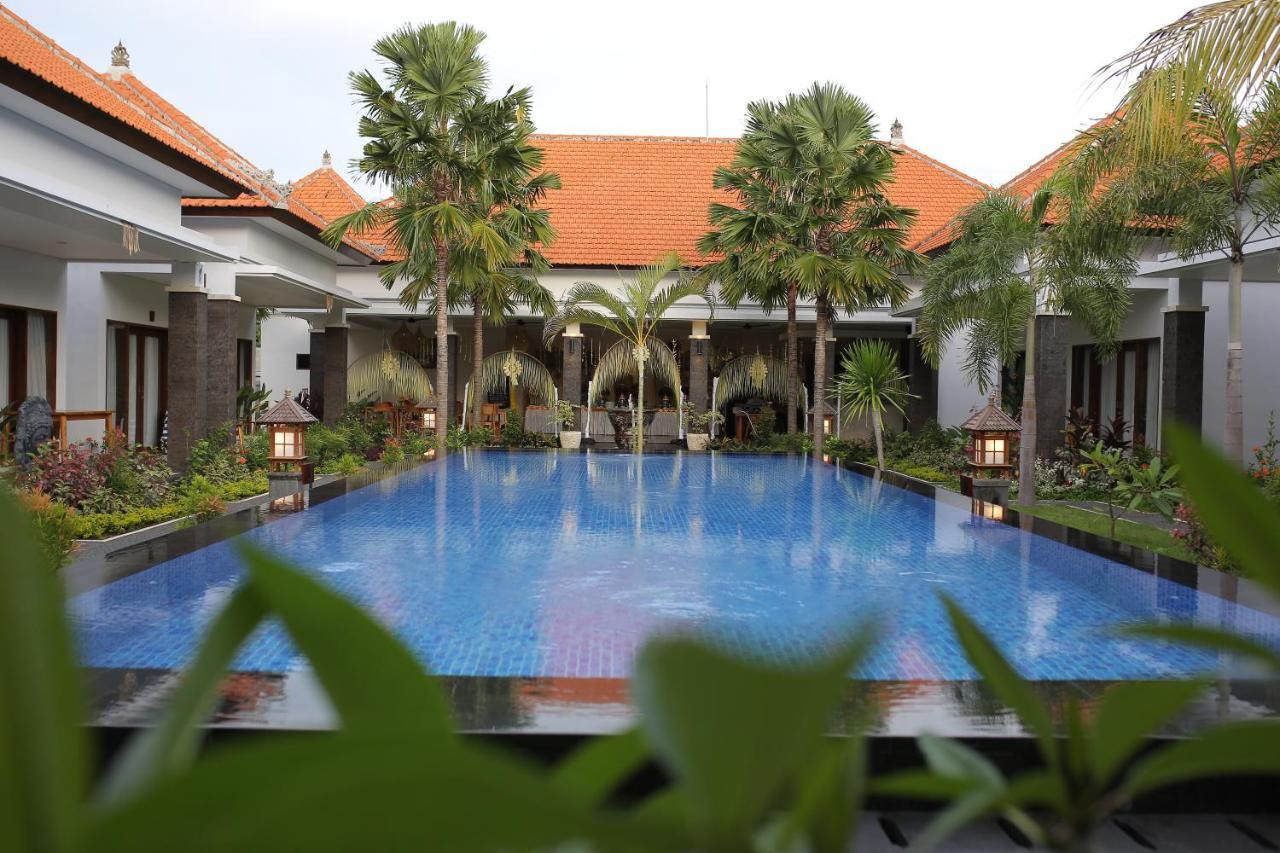 נוסא דואה Kubu Garden Suites & Villas Nusa Dua מראה חיצוני תמונה